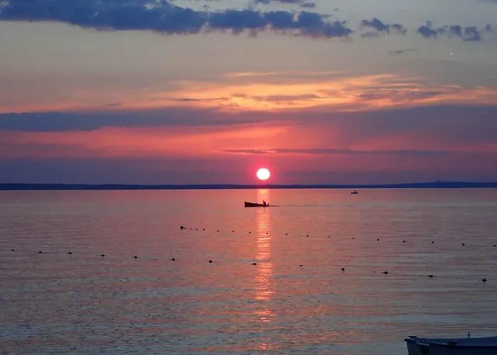 In Starigrad-paklenica 41708