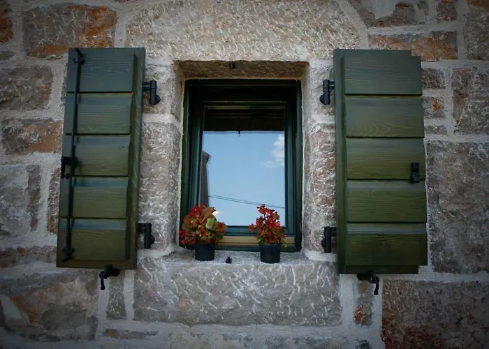 In Starigrad-paklenica 41708 Holiday home *