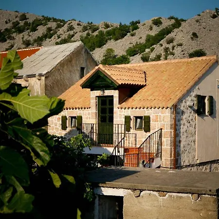 In Starigrad-paklenica 41708