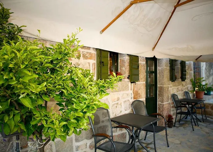 Casa de Férias In Starigrad-paklenica 41708